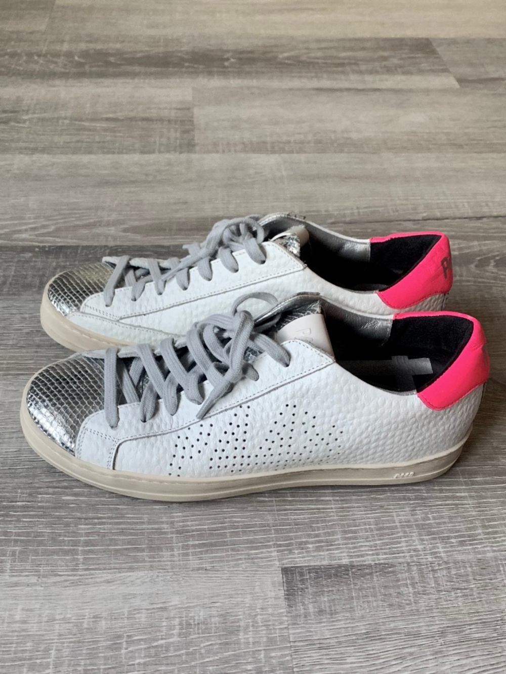 P448 John Peakery White Leather Sneakers Silver Metallic Pink Shoes 39 US 8.5, 9